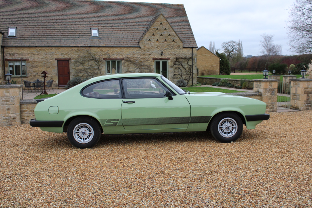 Used FORD CAPRI 1.6 GT, METALLIC GREEN , 1.6, Coupe