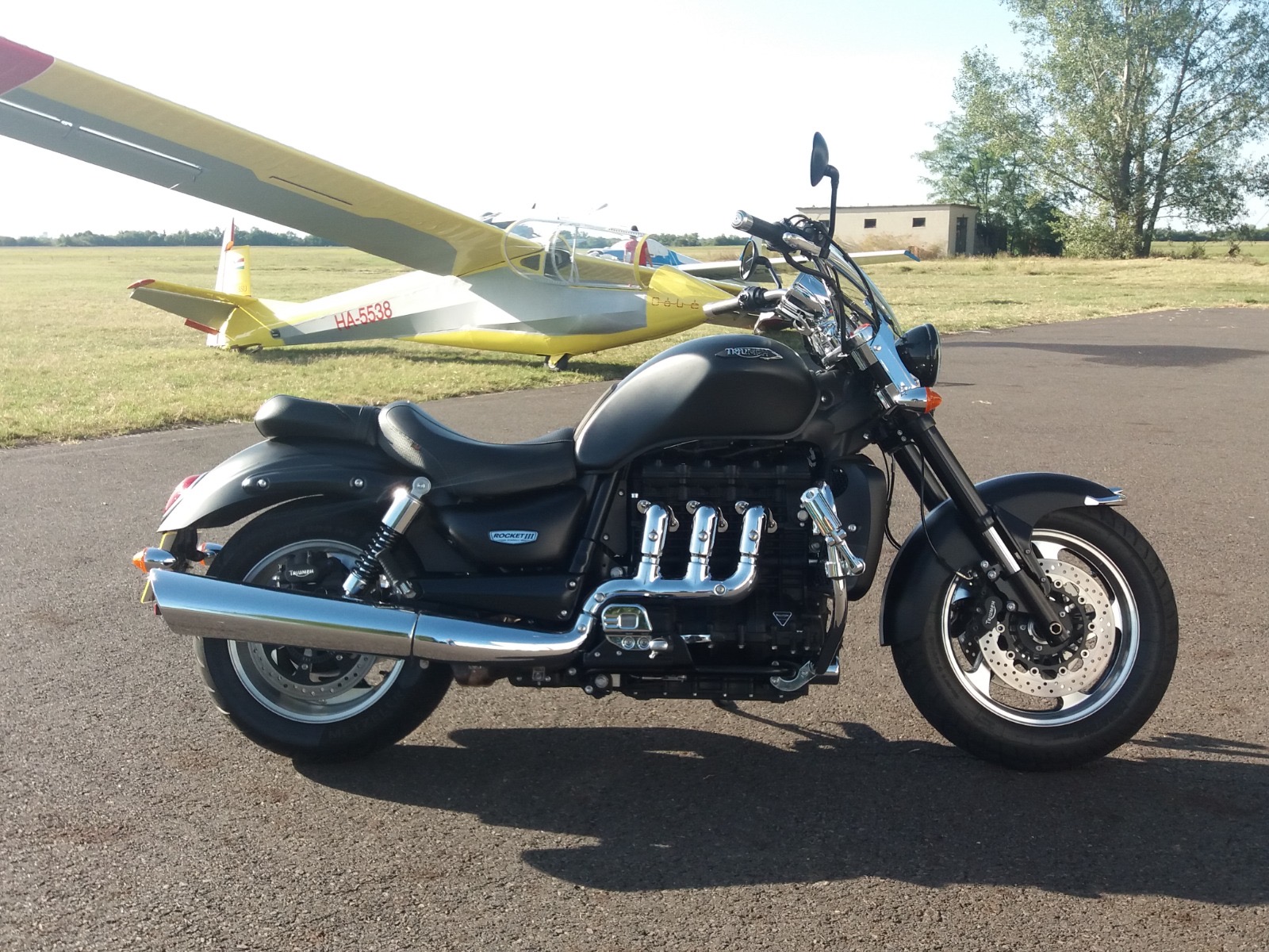 2015 TRIUMPH ROCKET 3 NAKED ROADSTER - SOLD - Bicester Sports & Classics